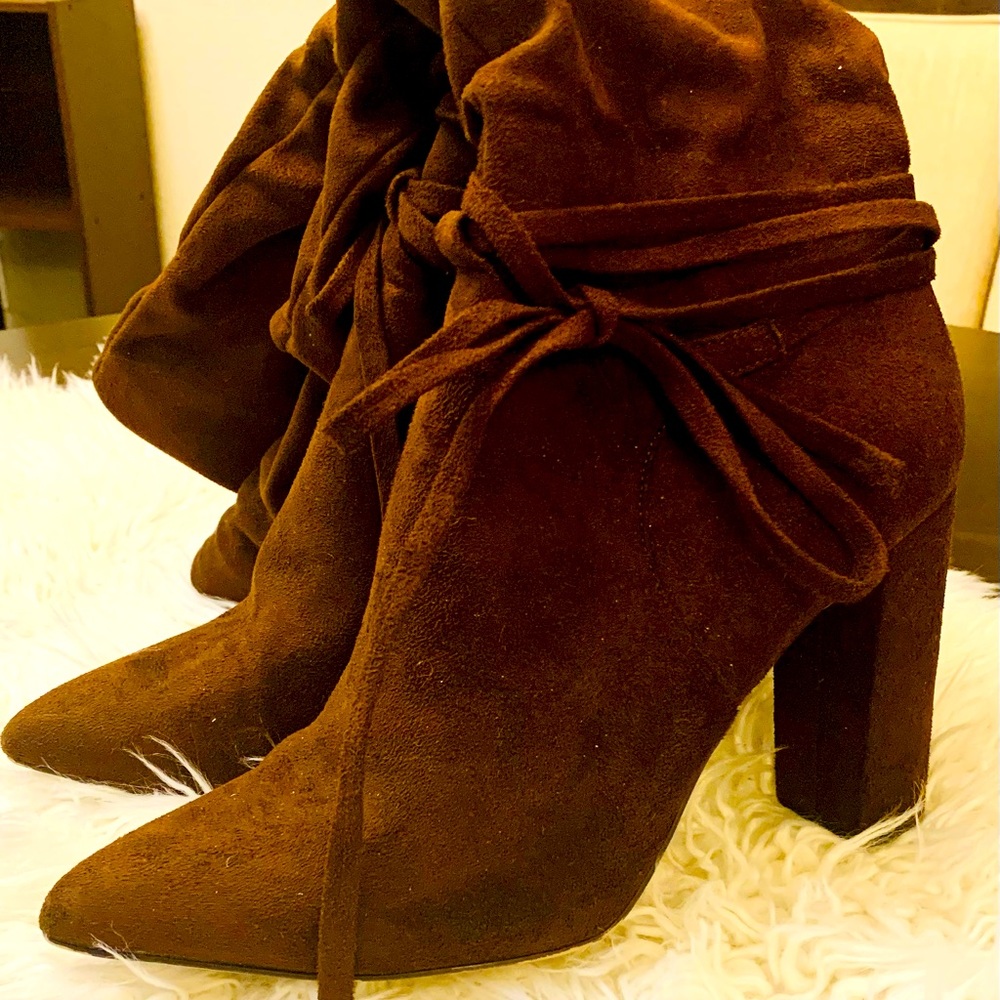 Sexy🔥💕Size 11 brown suede slouch boots high heeled💕